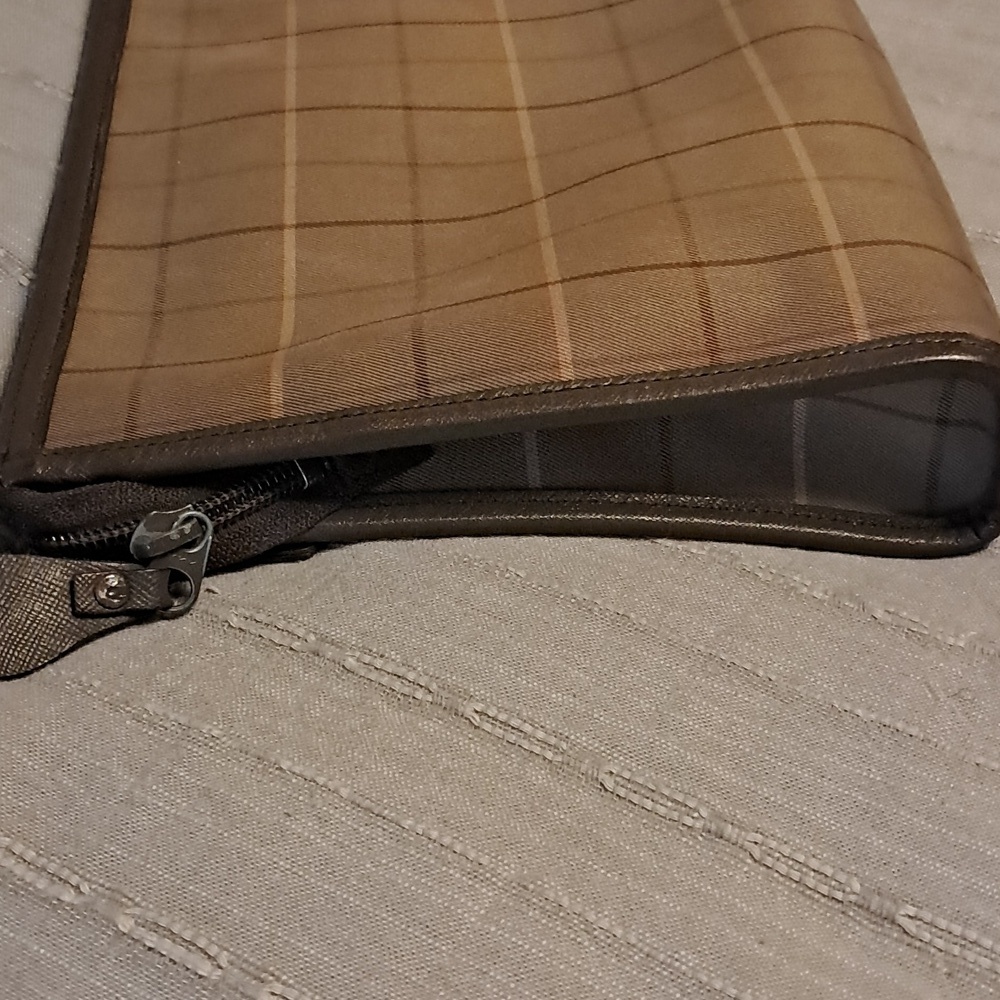 Burberry Nova Check Clutch Vintage Luxury Neutral Leather Classic Plaid Chic - Picture 6 of 9